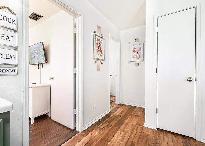 Entire 4-plex | For Corporate Teams Or Contractors Apartment *