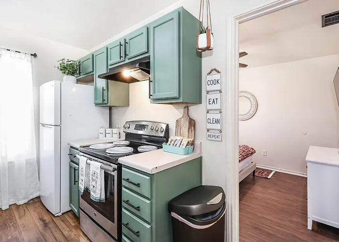 Entire 4-plex | For Corporate Teams Or Contractors Apartment Killeen